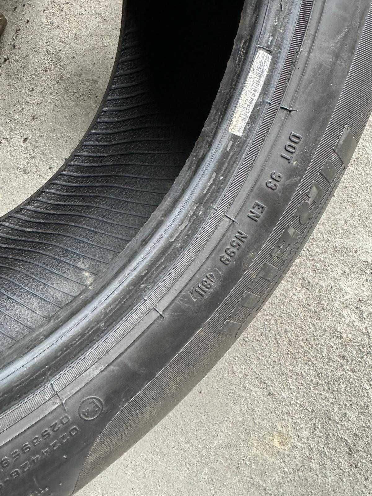 Opony Pirelli winter sotto 225/55/17 run flat 2011 i 2013 rok