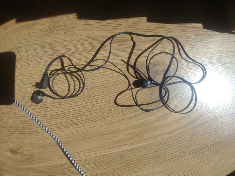 oryginalne słuchawki douszne Sennheiser na wtyk 2.5 mm (mały jack).