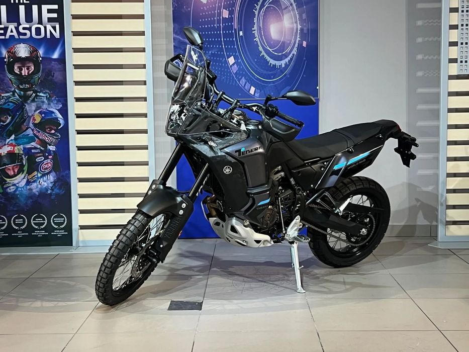 Yamaha Tenere World Raid 2024 z Akrapem, salon Polska, voucher na akcesoria