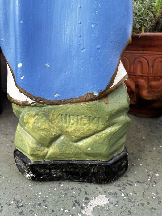 Figura Matki Boskiej przedwojenna