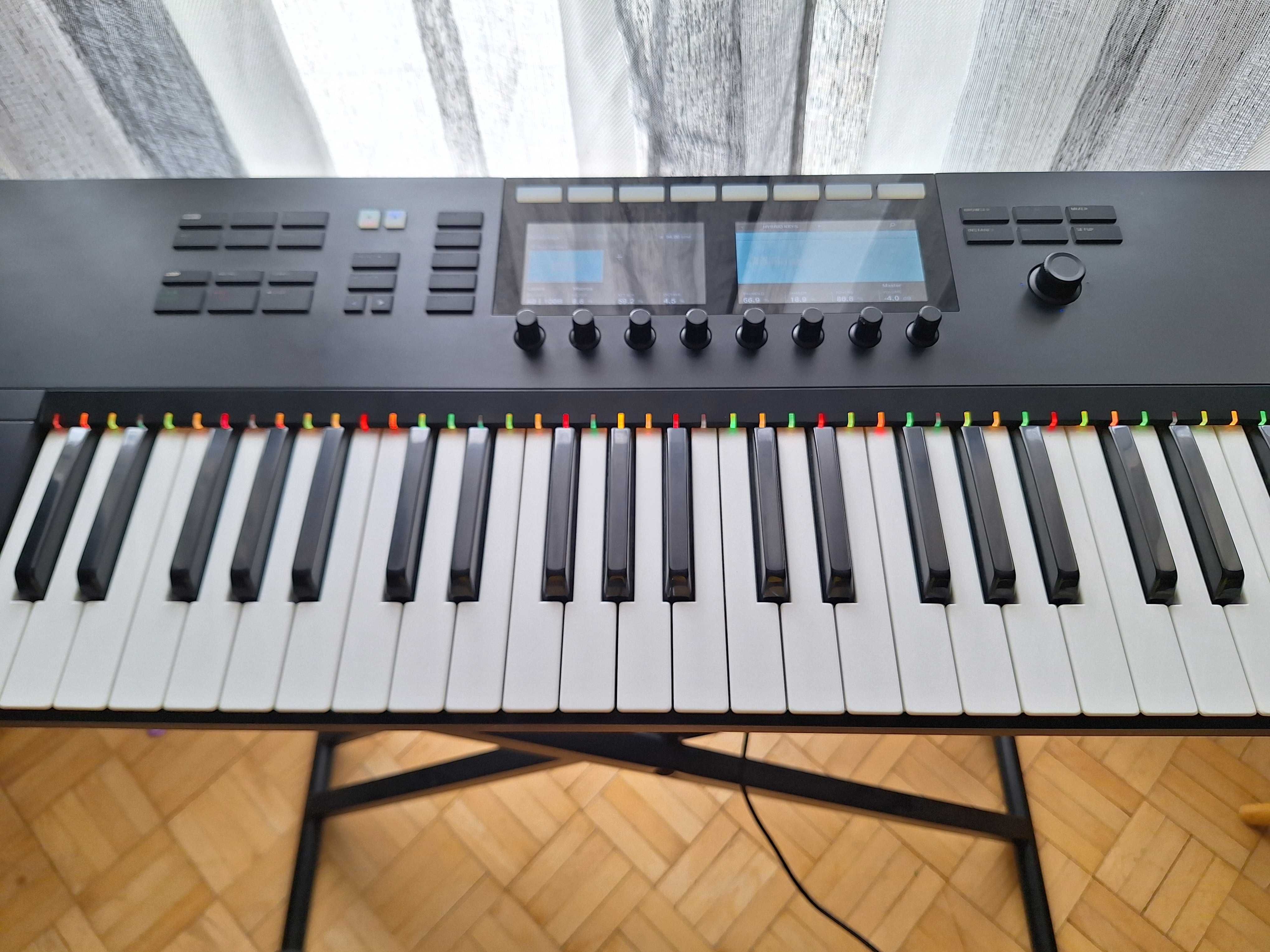 Komplete Kontrol s49 mk2 + stojak