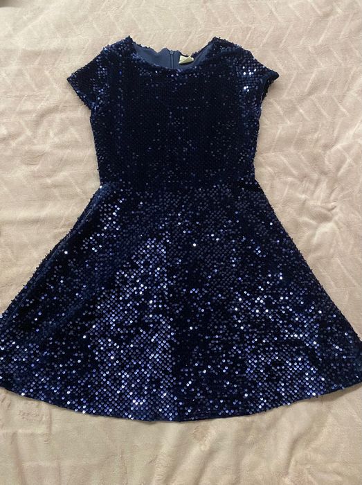Плаття з паєток Zara