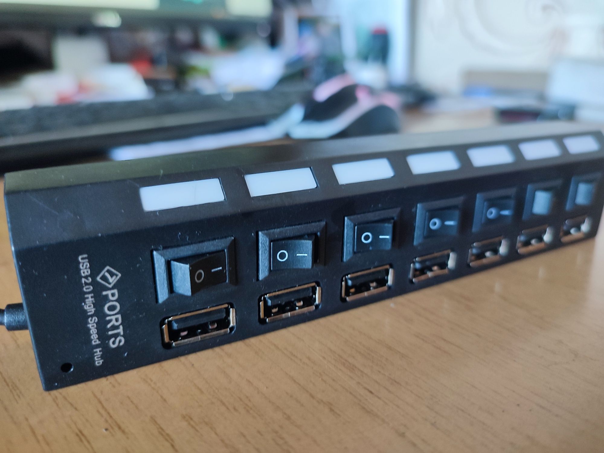 USB hub на 7 портів з вимикачем