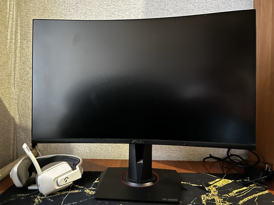 Продам монитор СРОЧНО