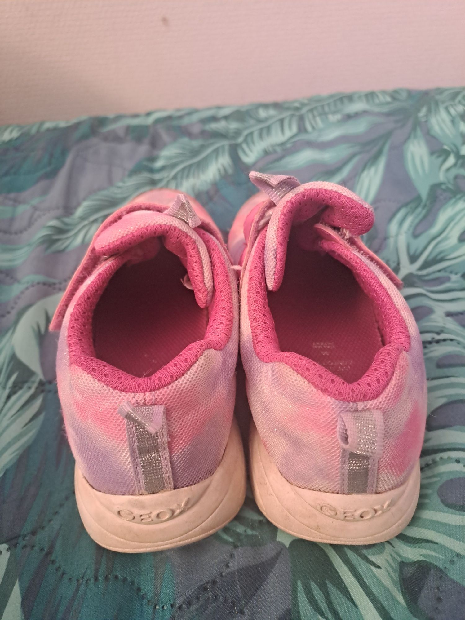 Adidasy dziewczęce r.30 Geox