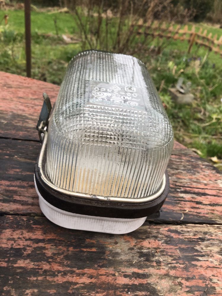 Lampa Ceramiczna - Oprawa Przemysłowa OPKZ 60 PRL