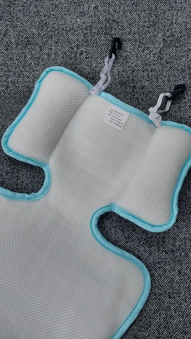 Wkładka chłodząca do fotelika i wózka