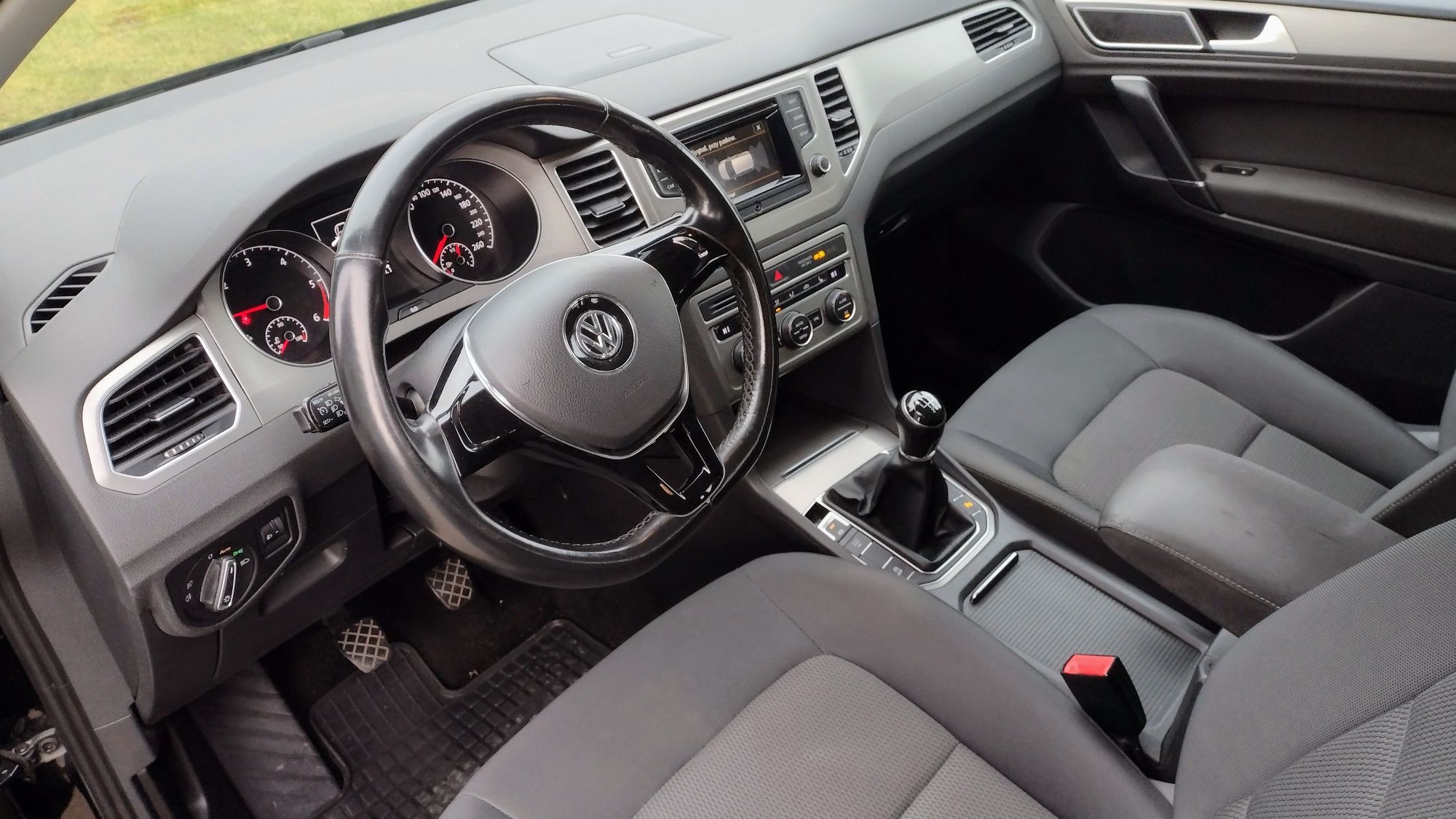 VW Golf Sportsvan Bluemotion