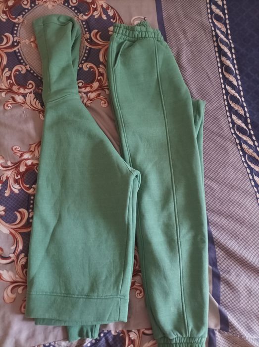 Теплий жіночий костюм.Розмір М