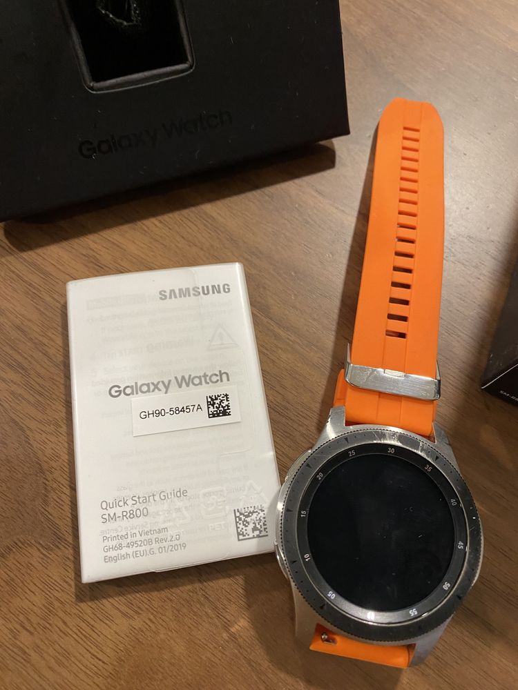 Samsung Galaxy Watch - usado