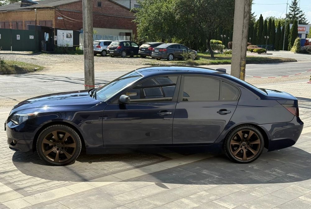 БМВ Е60 2004р ідеальний стан