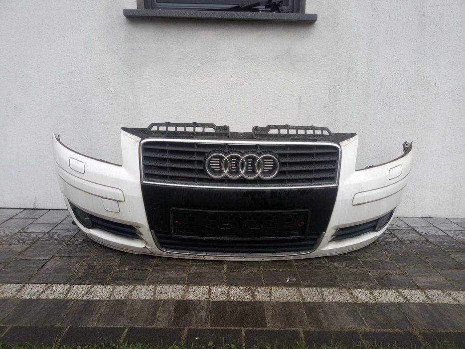 Audi 8P Zderzak Przód Przedni