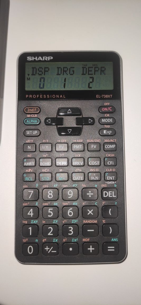Інженерний калькулятор Sharp EL-738XT.