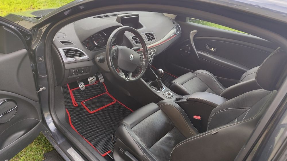 Renault Megane 3 GT coupe 2.0 dci 163hp