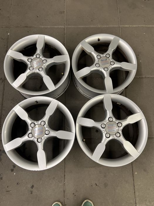 Felgi aluminiowe oryginalne 7Jx17H2 ET54 5x112 Seat Leon 2 Altea