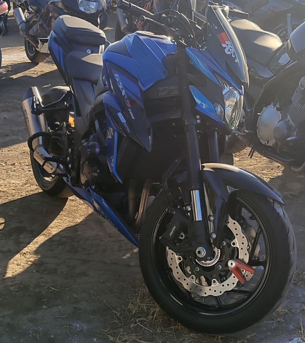 Mota Suzuki gsxs 750