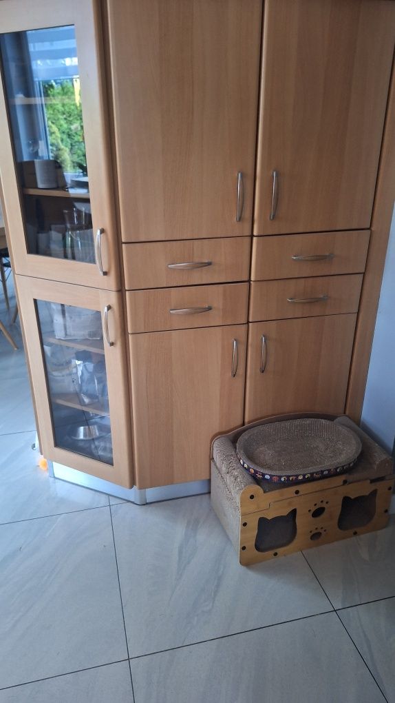 Sprzedam meble kuchenne ze sprzetem