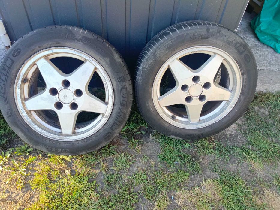 Koła felgi 205/55/R16  letnie 7x16ET35