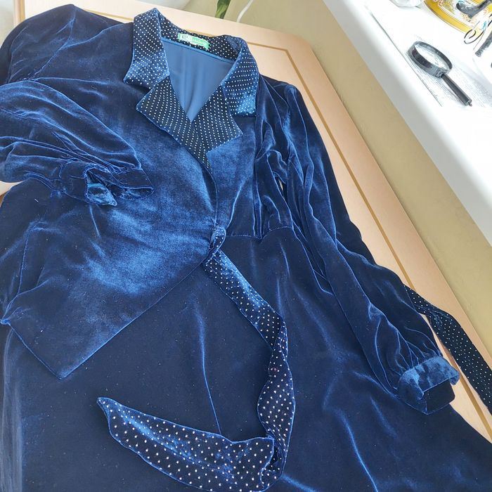 Платье шелковый  бархат наш р.46-48 /М - L/