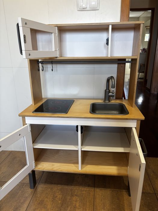 Cocinha de brincar Ikea
