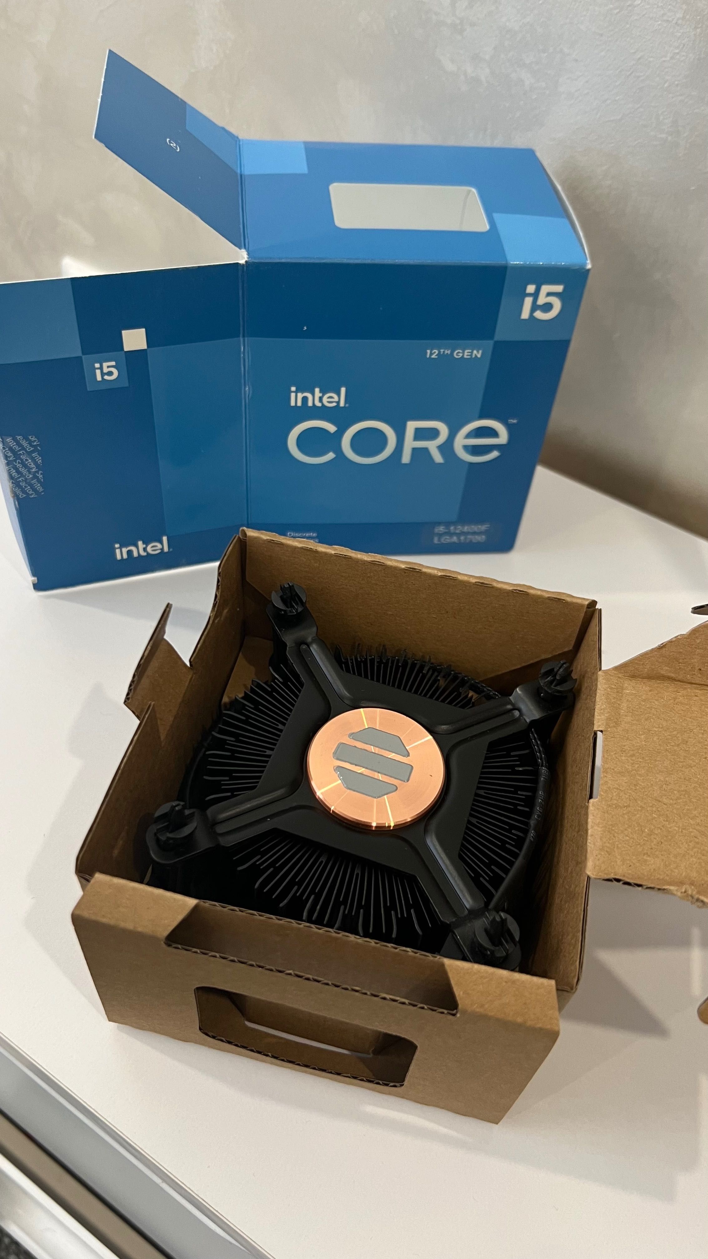 I5 12400F BOX на гарантії