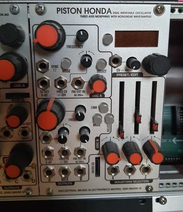 Industrial Music Electronics Piston Honda MKIII - moduł eurorack