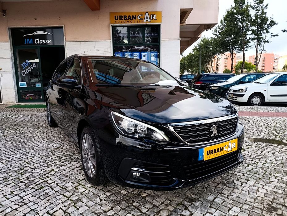 Peugeot 308 SW 1.2 PureTech Allure EAT8