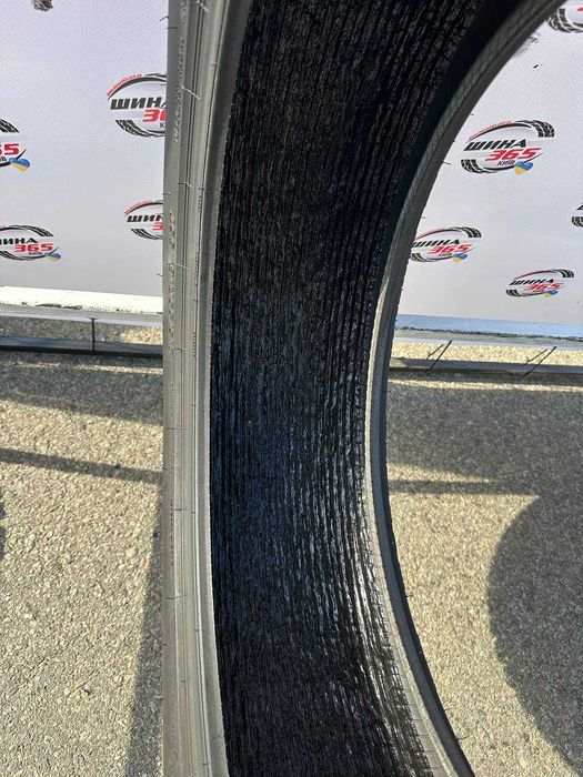 Зимові шини 215/55 R18 BRIDGESTONE BLIZZAK LM001 B-SEAL Протектор: 90%