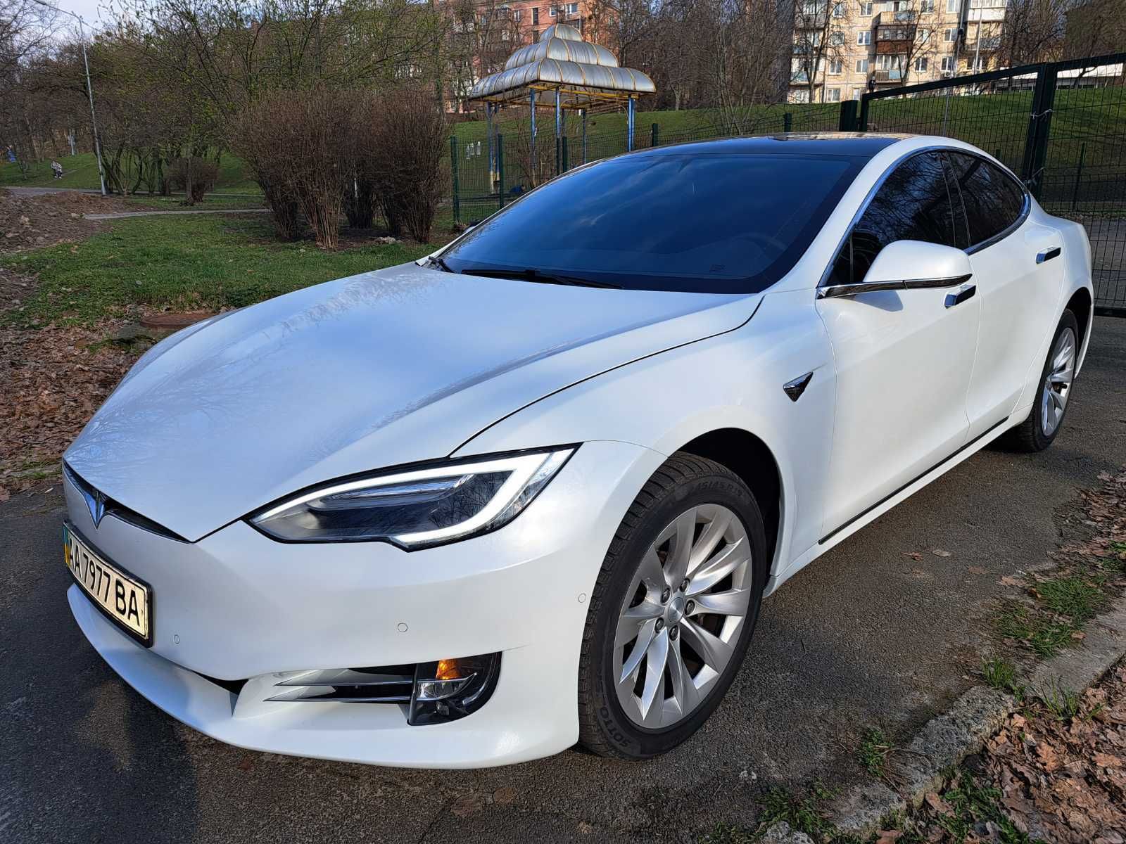Tesla Model S75D  2019 DM 4x4