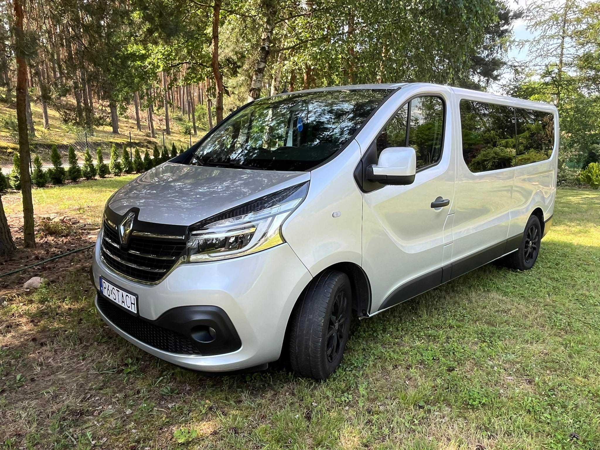 WYNAJMĘ busa  RENAULT Trafic 9 osobowy AUTOMAT