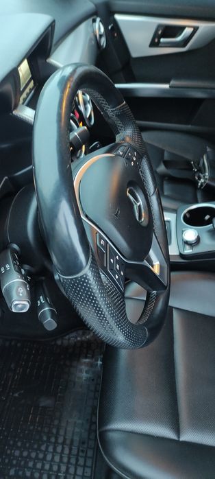 Продам Mercedes Benz GLK 250