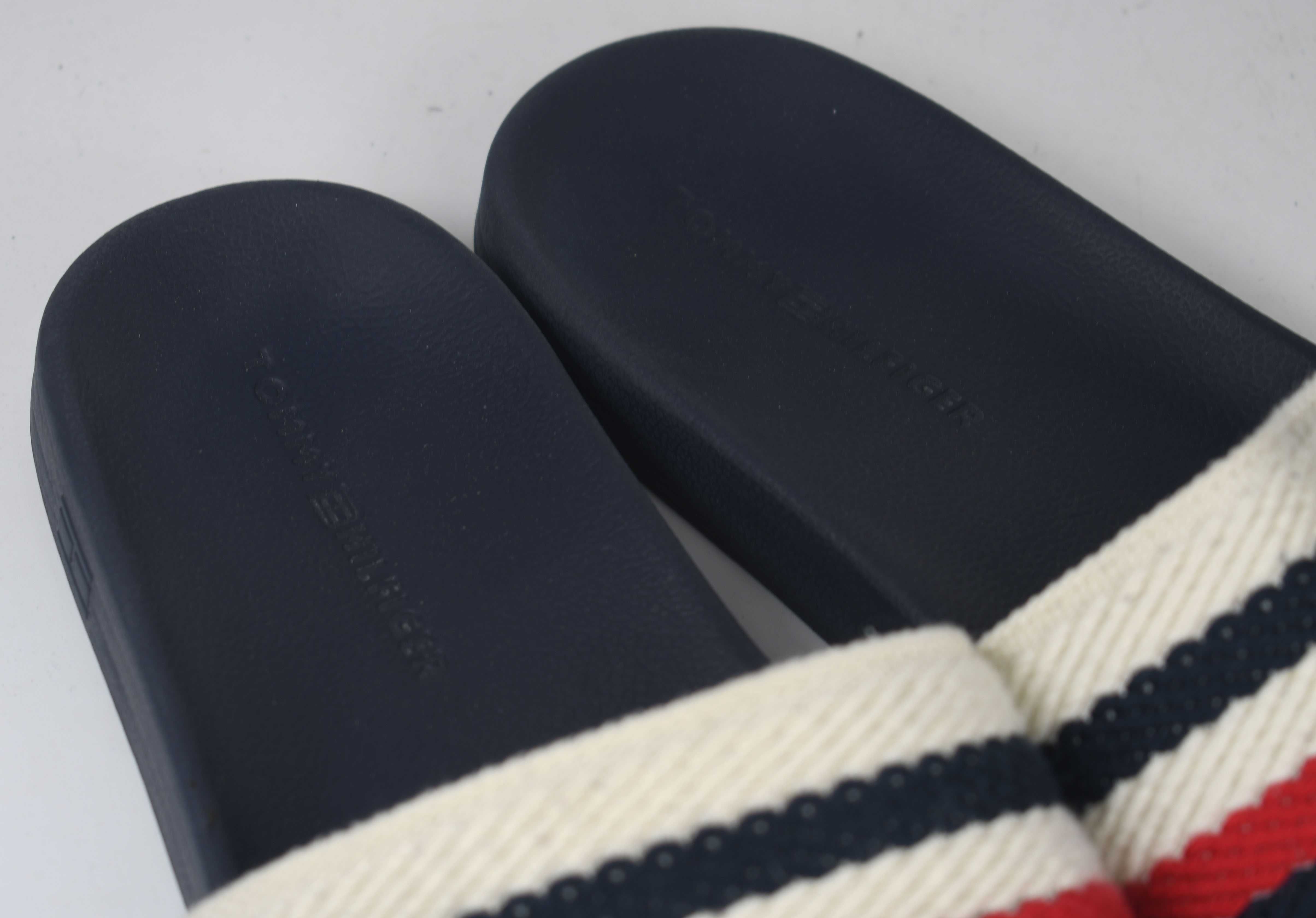 Używane Tommy Hilfiger Klapki Essential Pool Slide roz. 40