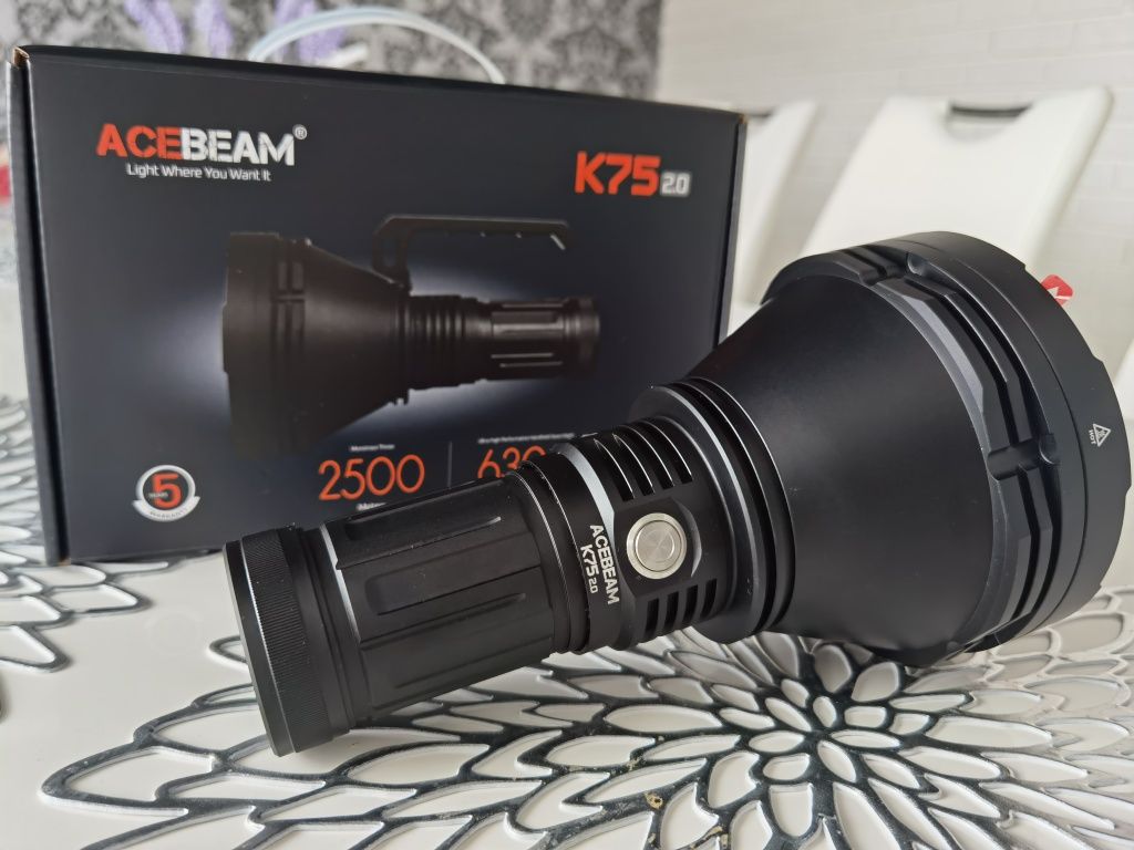 Latarka Acebeam K75 2.0 + 4 ogniwa Acebeam