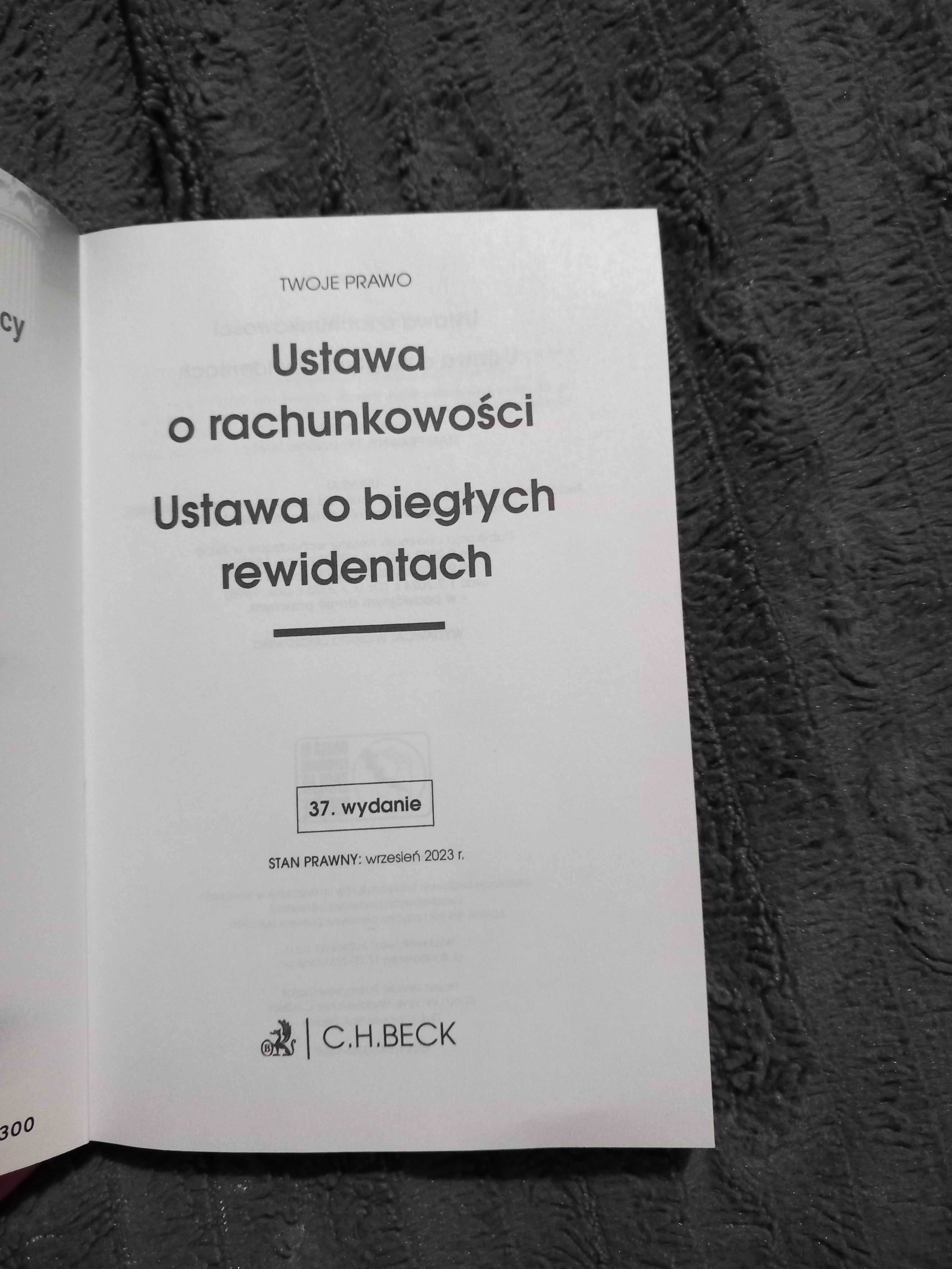 Ustawa o rachunkowości , Ustawa o biegłych rewidentach