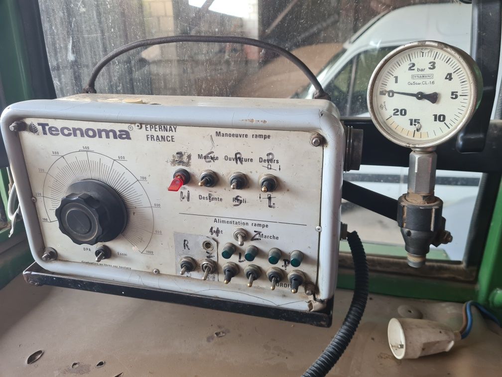 Opryskiwacz Tecnoma 24m. Własna hydraulika. Rozwadniacz.