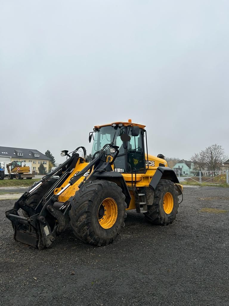 Ładowarka JCB 427 HT AGRI