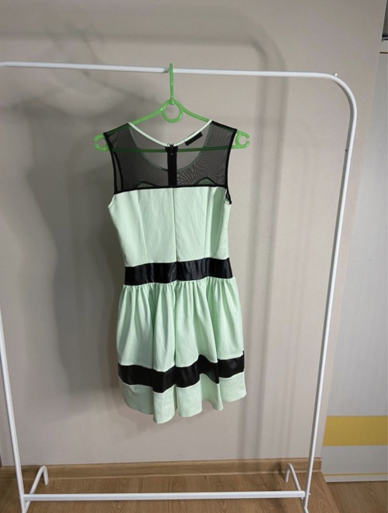 Zielona/pistacjowa sukienka L