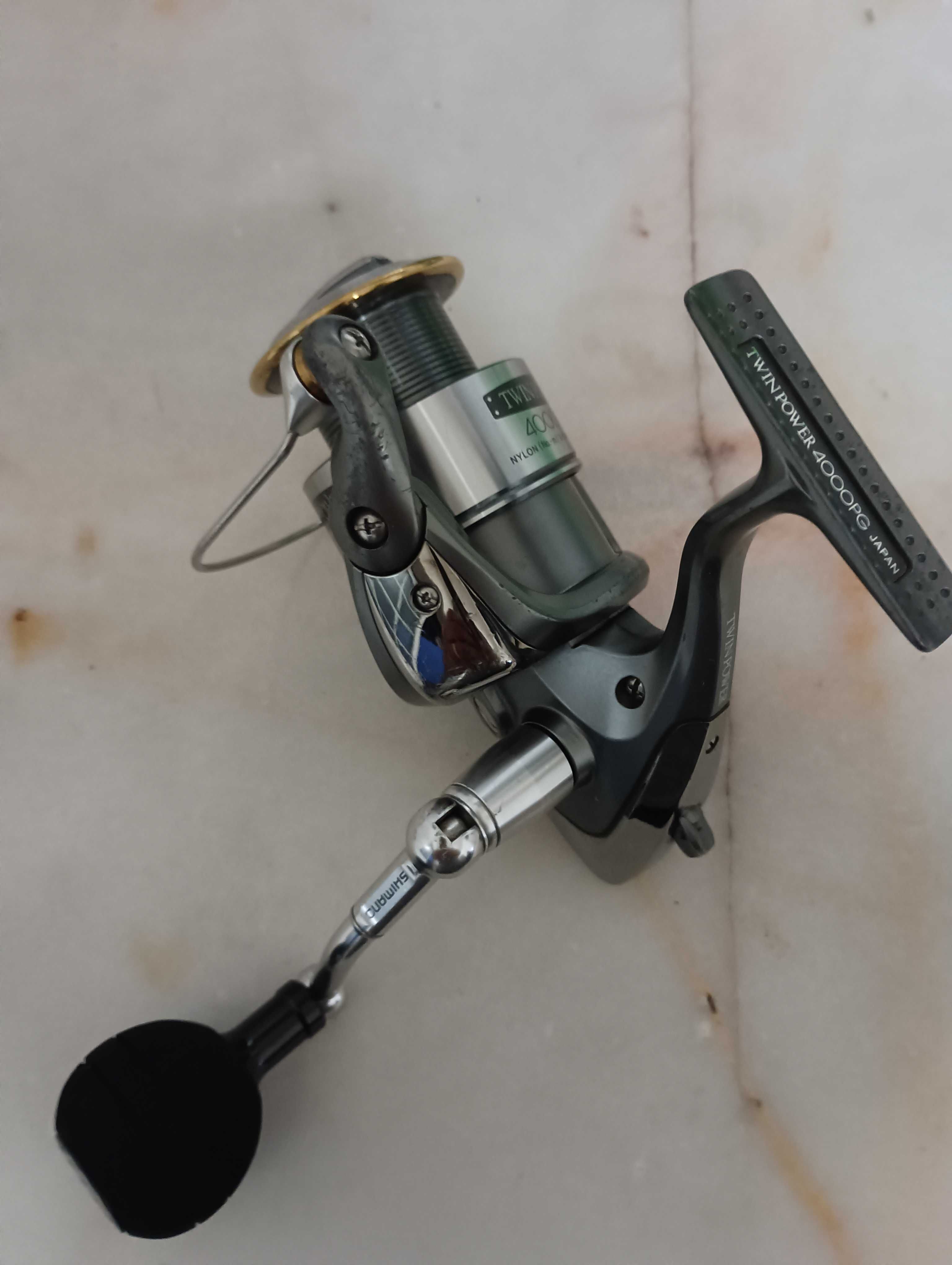Shimano 02 Twin Power 4000PG, Japão.