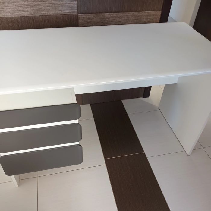 Biurko szkolne młodzieżowe