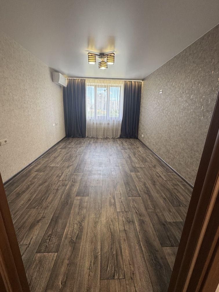 Продам 2-кім. квартиру, пр. Перемоги, 59, М Перемога, Олексіївка
