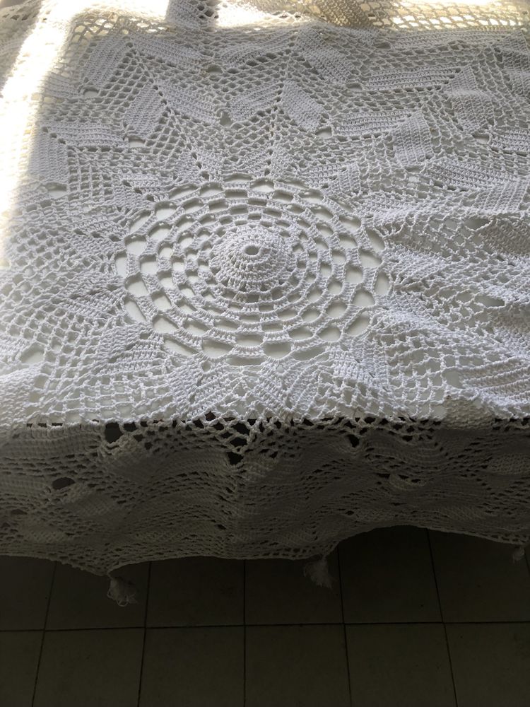 Toalha de renda feito á mão