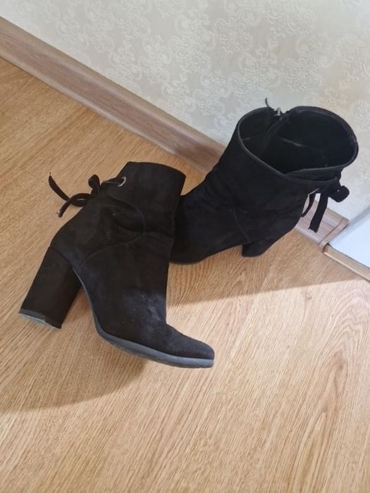 Ботинки жіночі демісезонні