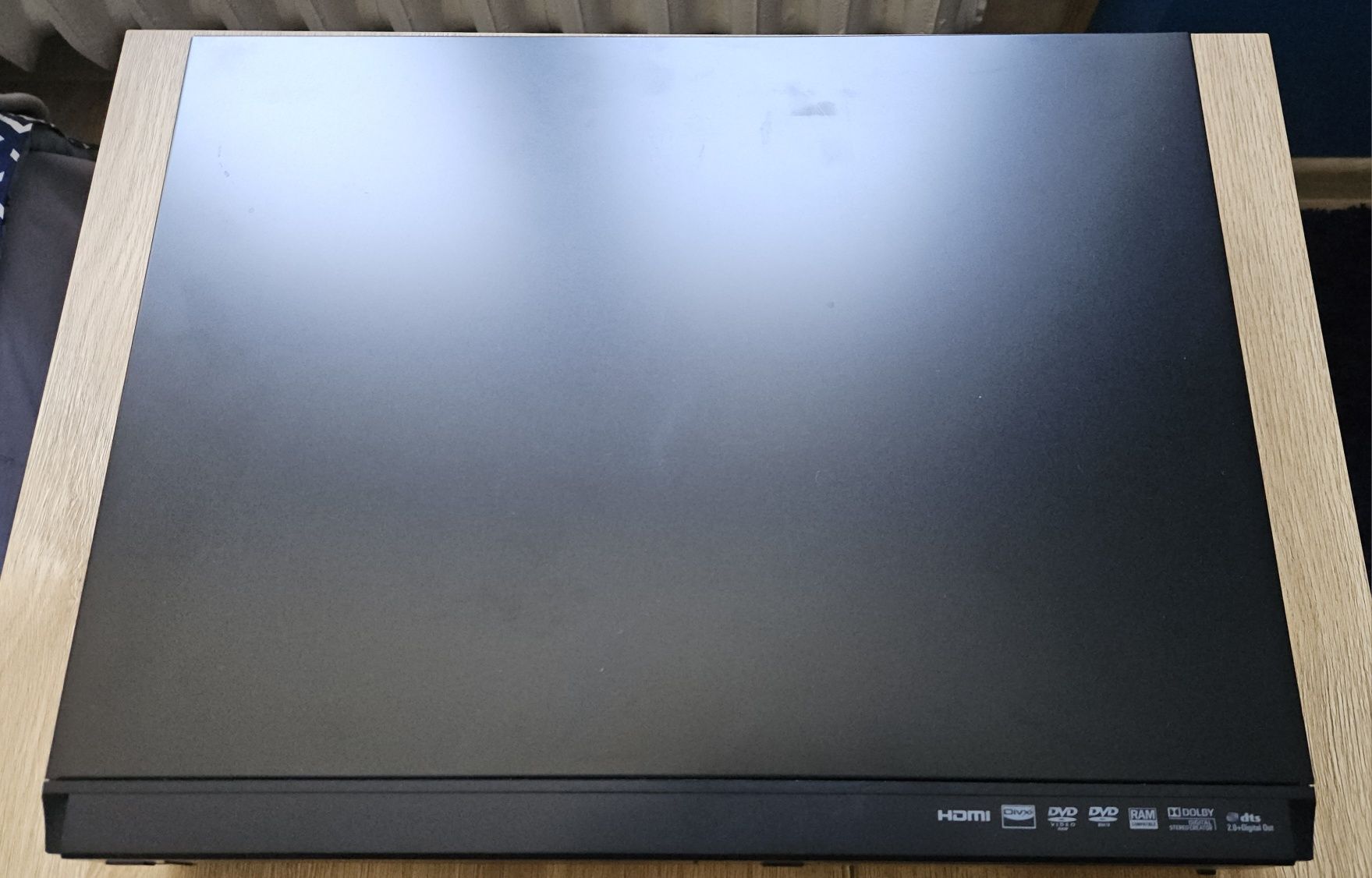 Panasonic DMR-EX99V magnetowid VHS DVD HDMI