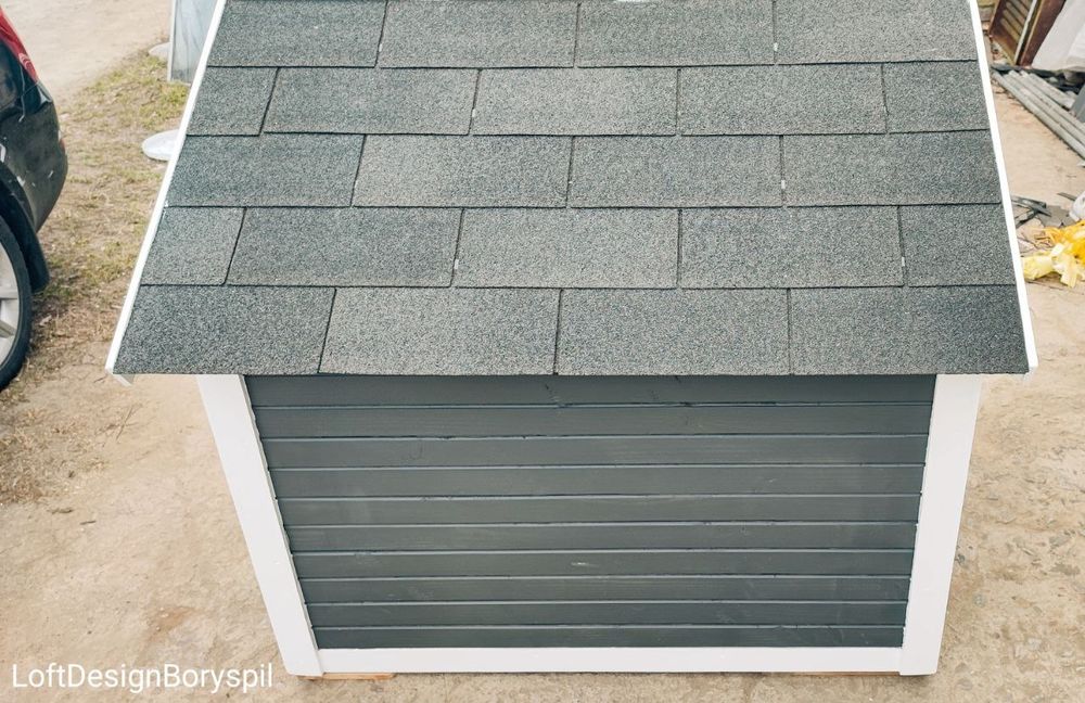 Будка утеплена для великих і середніх порід собак