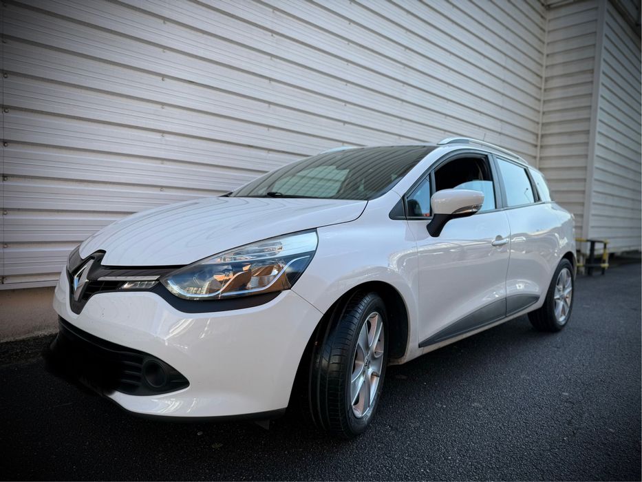 Renault Clio Sport Tourer-1.5 dCI- Historial completo na Marca