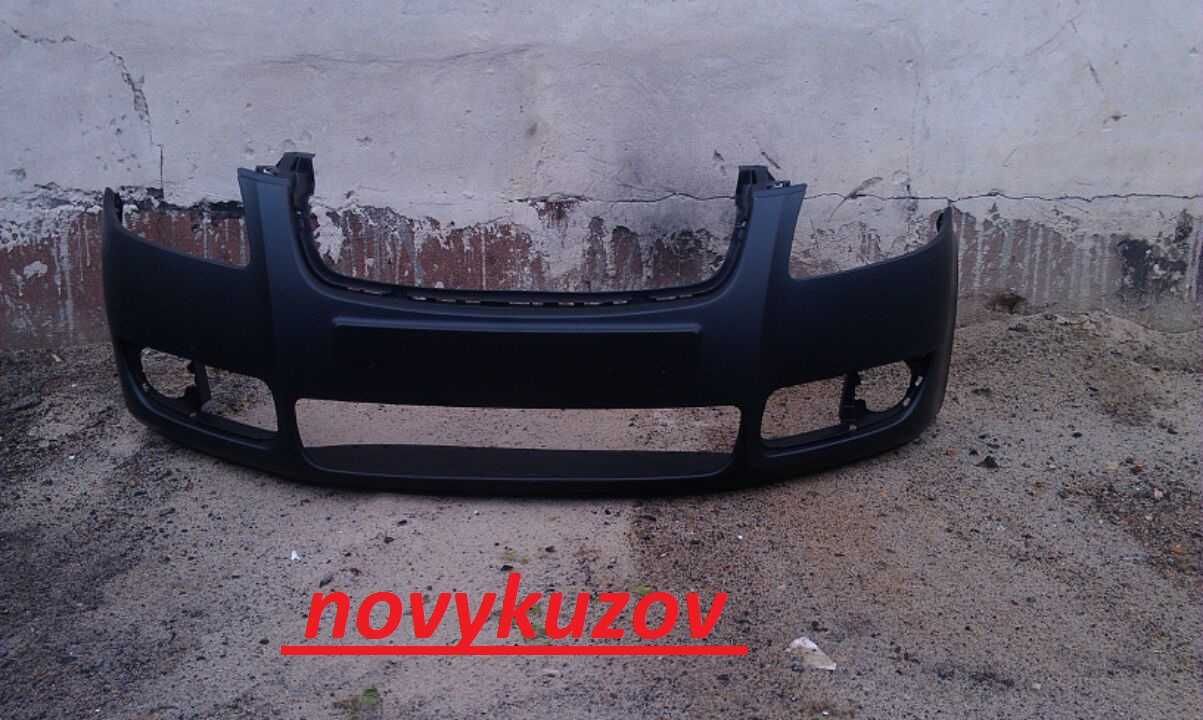 Капот на Skoda Fabia 2 Шкода Фабія 2