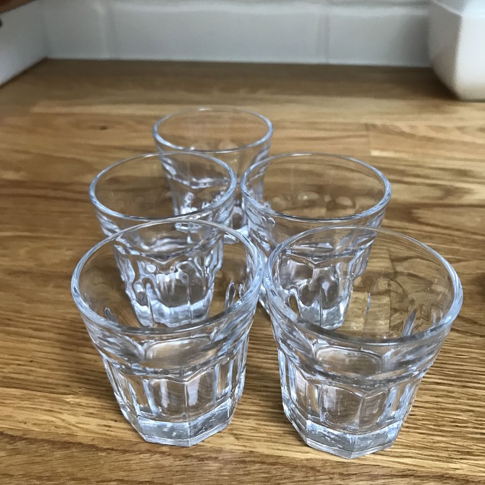 Kieliszki z grubego szkla z Ikea