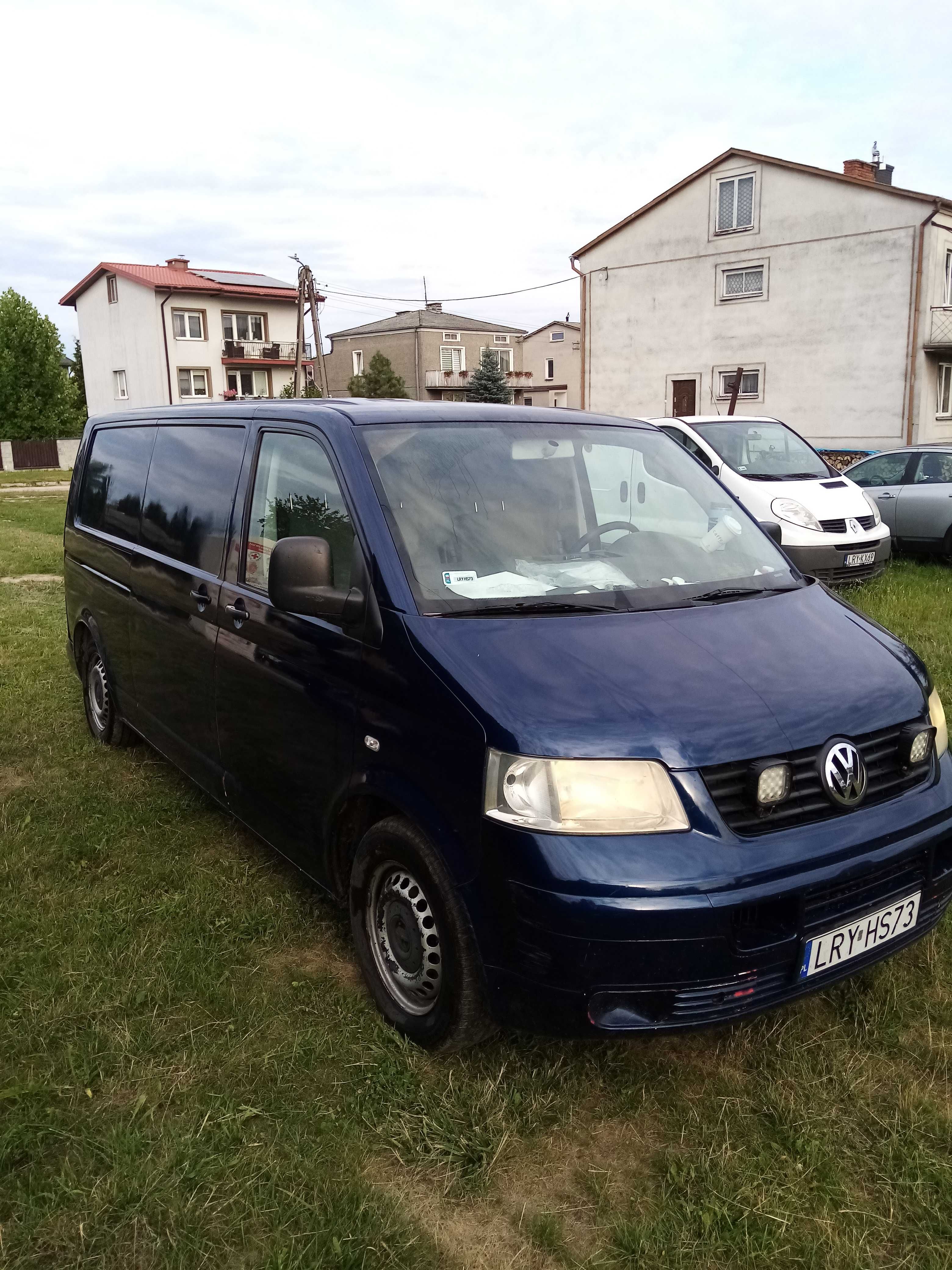 Volkswagen transporter t5 2.5 tdi 2004 rok