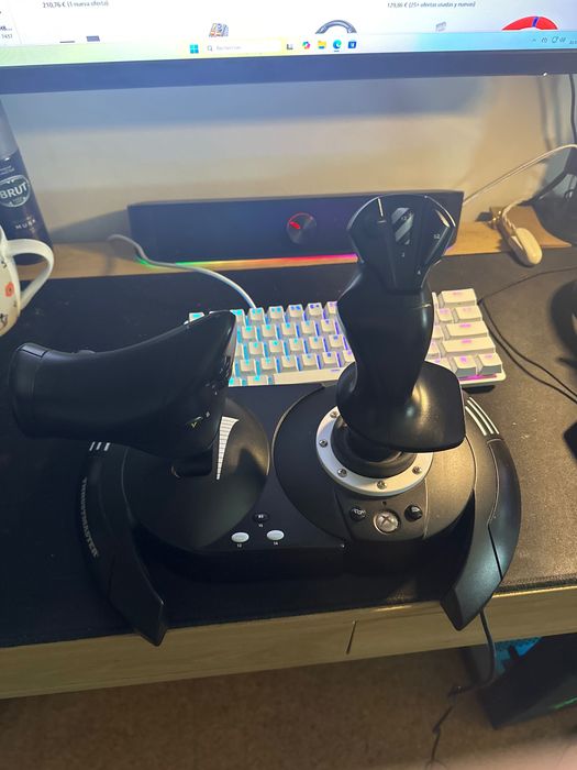 Thrustmaster T.Flight Hotas One Flight Stick para Xbox One y Windows