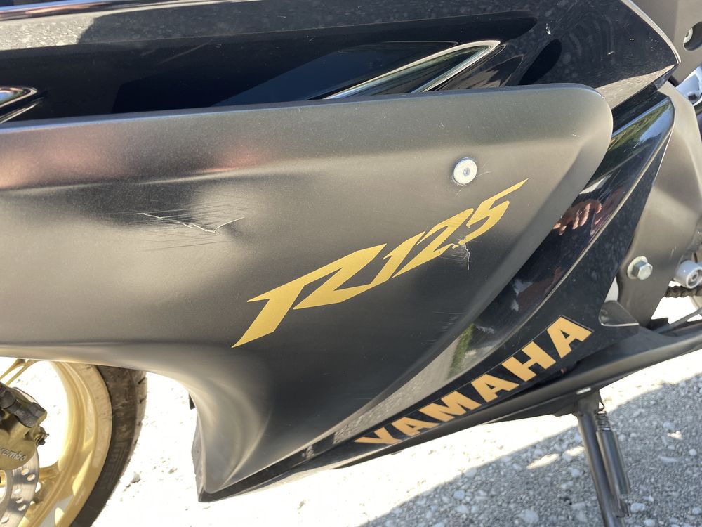 Motor Yamaha YZF R125